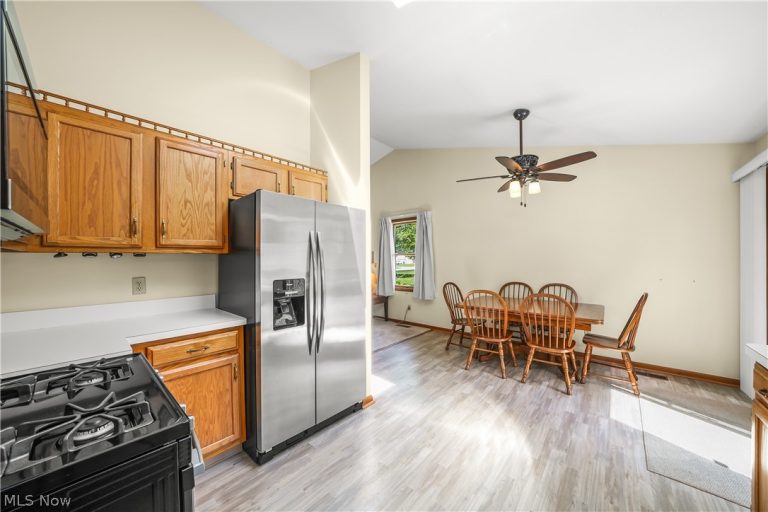 1807 Sandalwood Drive, Avon, OH - Photo 8