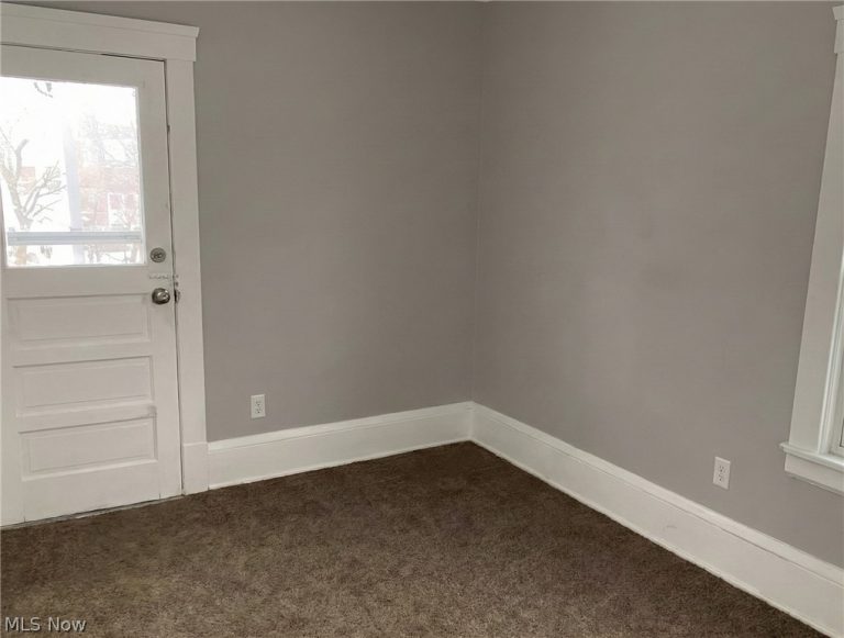 3293 139th Street, Cleveland, OH - Photo 5