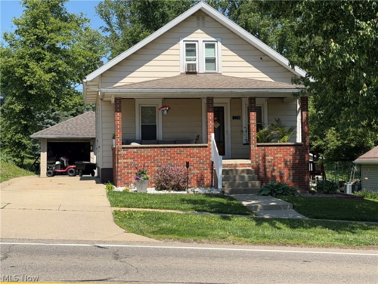 128 Mill Street, Sugarcreek, OH - Photo 2