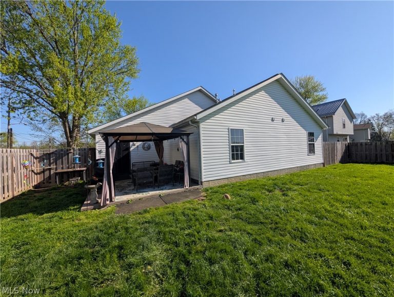 9552 Cloverleaf Road, Windham, OH - Photo 6