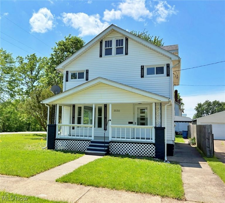 3530 Pearl Avenue, Lorain, OH - Photo 2