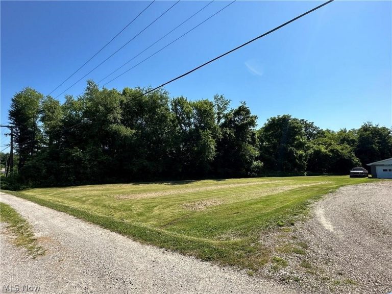Cross Street, Caldwell, OH - Photo 2