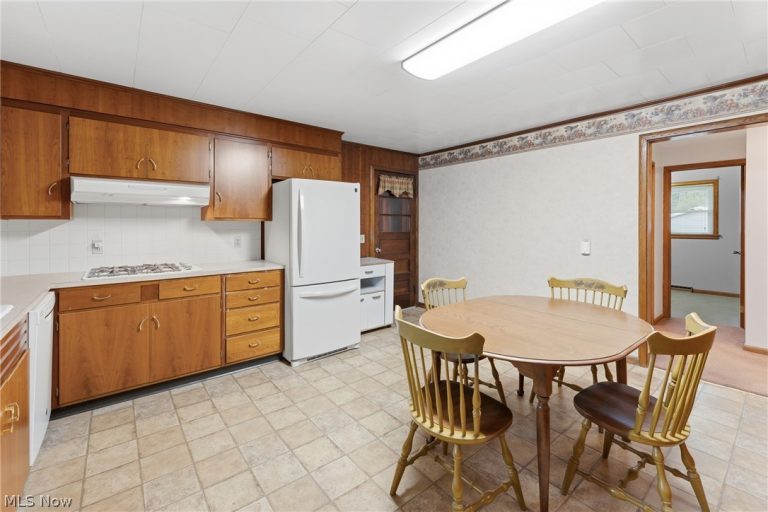 1304 2nd Street, Dover, OH - Photo 8
