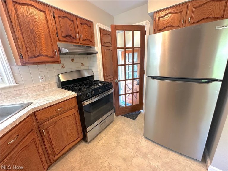 20120 Wilmore Avenue, Euclid, OH - Photo 3