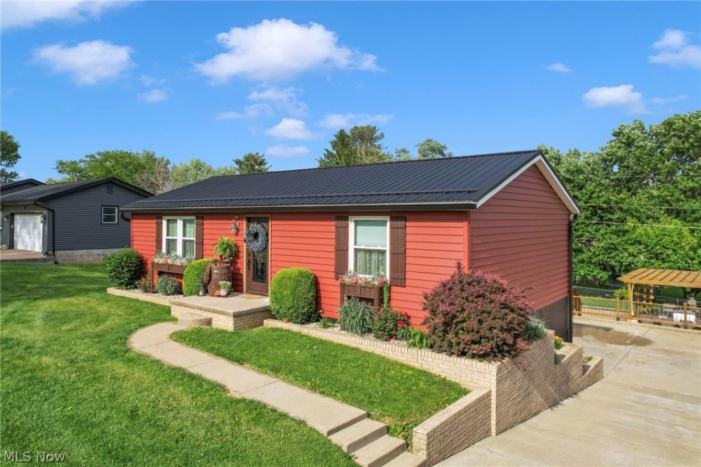 3720 Dona Drive, Zanesville, OH