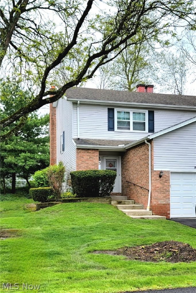1780 Rolling Hills Drive #A, Twinsburg, OH