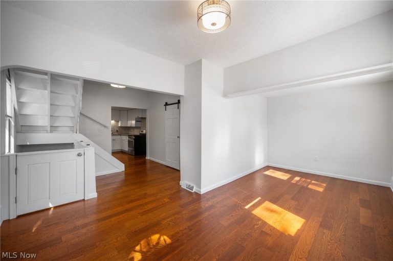 1964 57th Street, Cleveland, OH - Photo 3