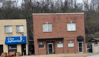 306 Main Street, Bridgeport, OH - Photo 2