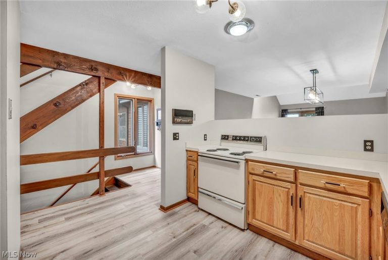 4705 Mayfield Road #B, South Euclid, OH - Photo 6