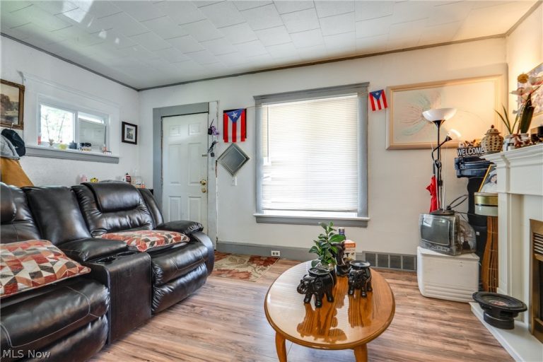 7800 Guthrie Avenue, Cleveland, OH - Photo 4