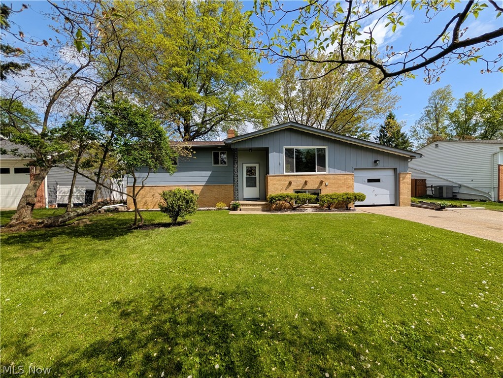 16116 Lanier Avenue, Strongsville, OH