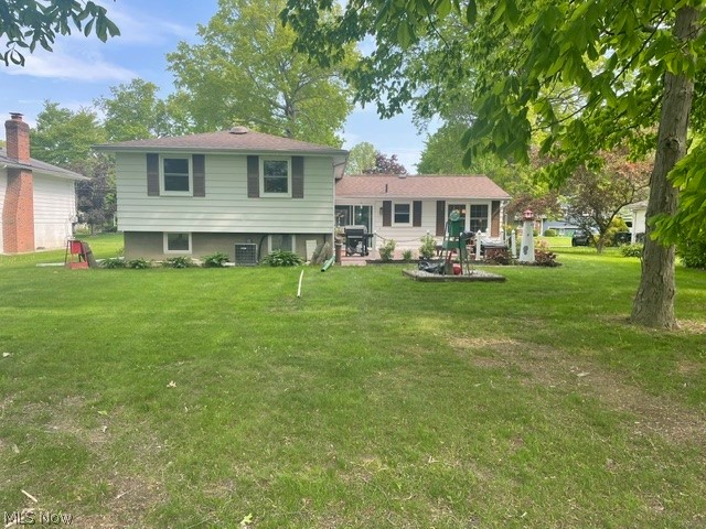 4937 Timberview Drive, Vermilion, OH - Photo 4