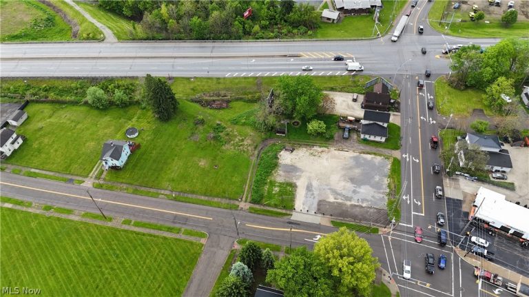 1219 1st Street, Massillon, OH - Photo 4