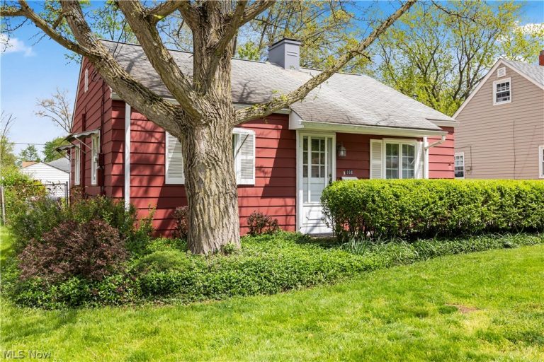 166 Caroline Street, Elyria, OH - Photo 3