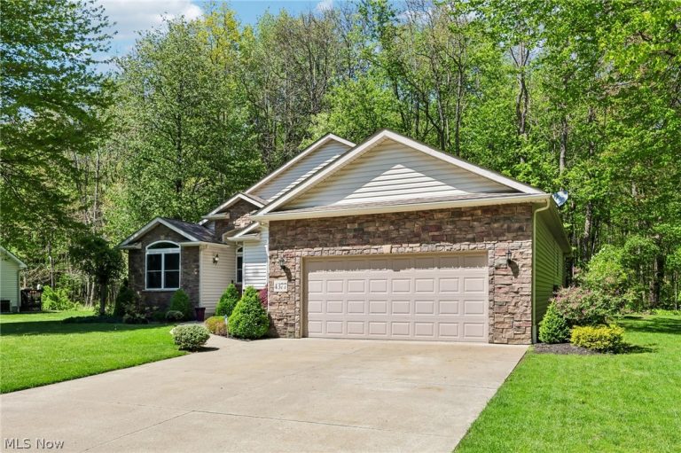 4377 Stonegate Drive, Ashtabula, OH - Photo 6
