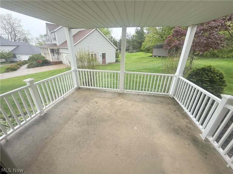 8160 Buckboard Lane, Mentor, OH - Photo 5
