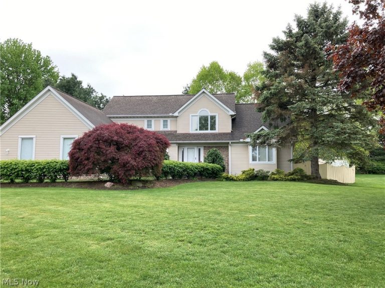 6740 Rockport Lane, Mentor, OH - Photo 2