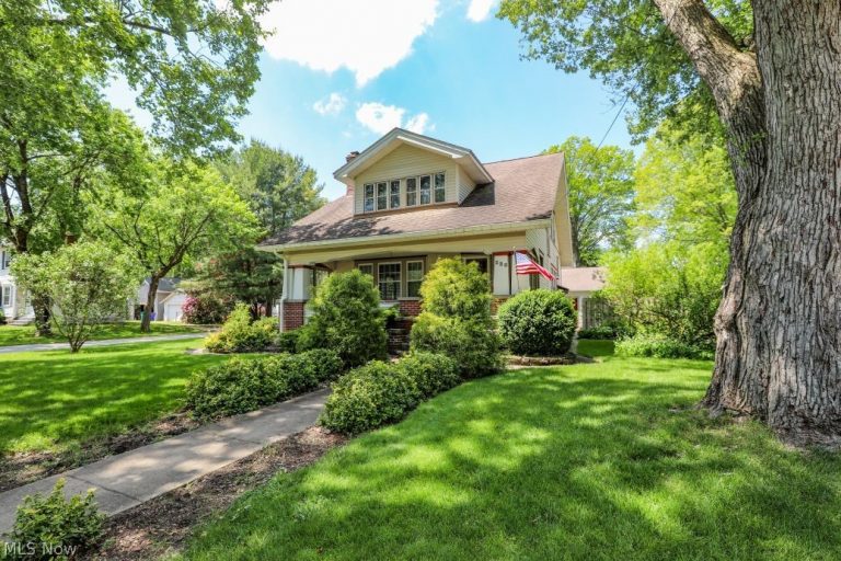 228 Lawrence Street, Ravenna, OH - Photo 4
