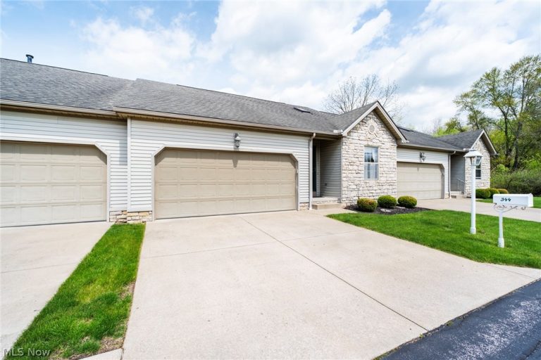 344 Myron Street, Hubbard, OH - Photo 2