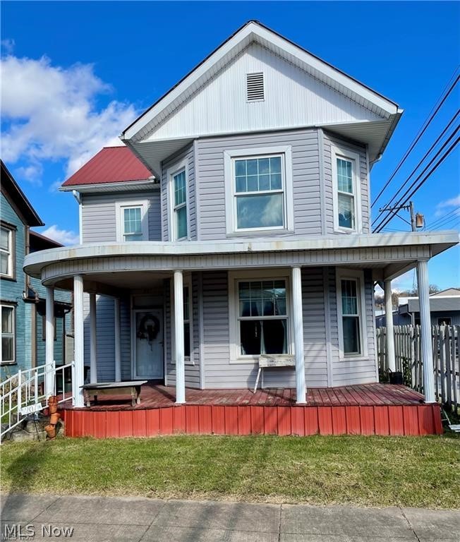 207 George Street, St Marys, WV - Photo 2
