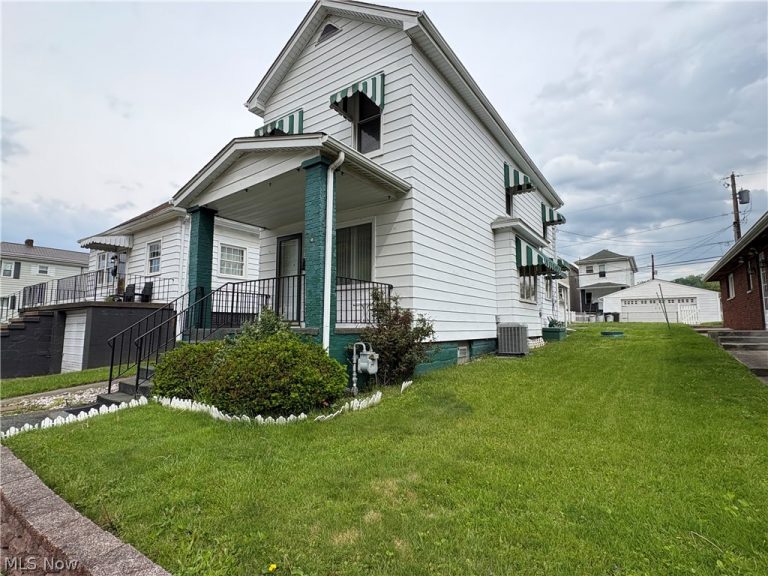 446 Sinclair Avenue, Yorkville, OH - Photo 3