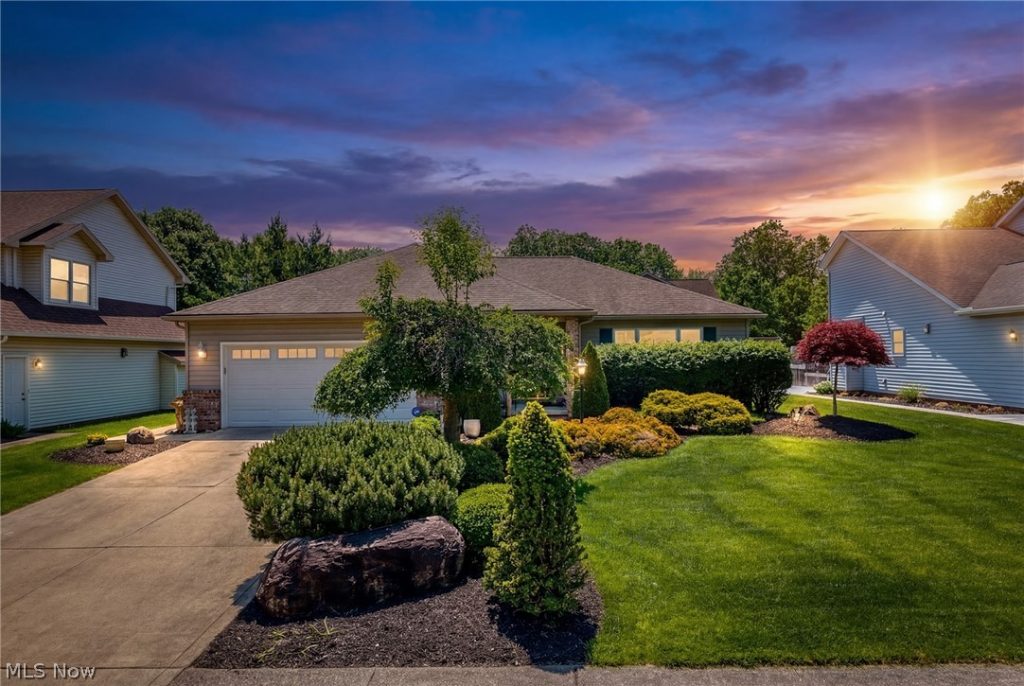 6294 Old Virginia Lane, Parma Heights, OH