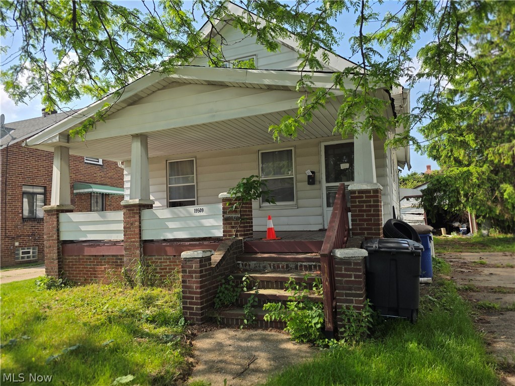 19509 Kewanee Avenue, Cleveland, OH