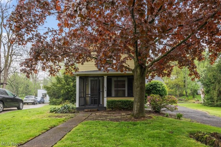 7219 Butternut Ridge Road, Grafton, OH - Photo 2