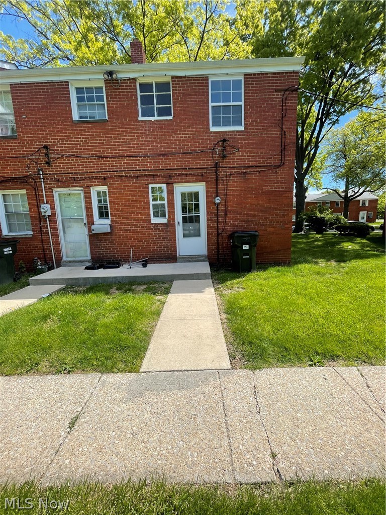 490 Kenwood Drive #J, Euclid, OH, 44123