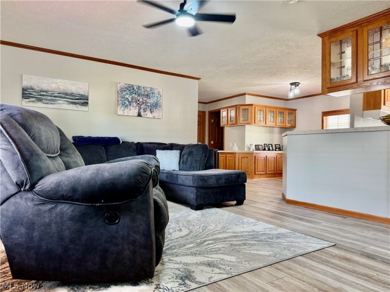 207 Polaris, Dover, OH - Photo 8