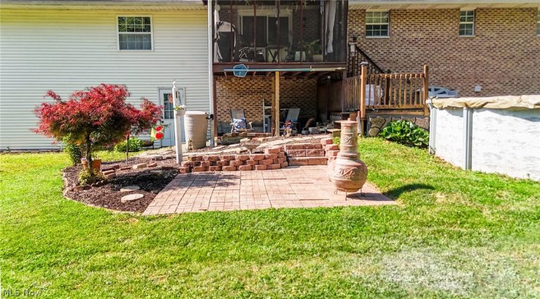 44 Teri Lane, Little Hocking, OH - Photo 4