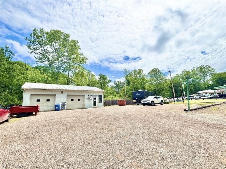 1551 – 1555 Nye Avenue, Pomeroy, OH - Photo 4