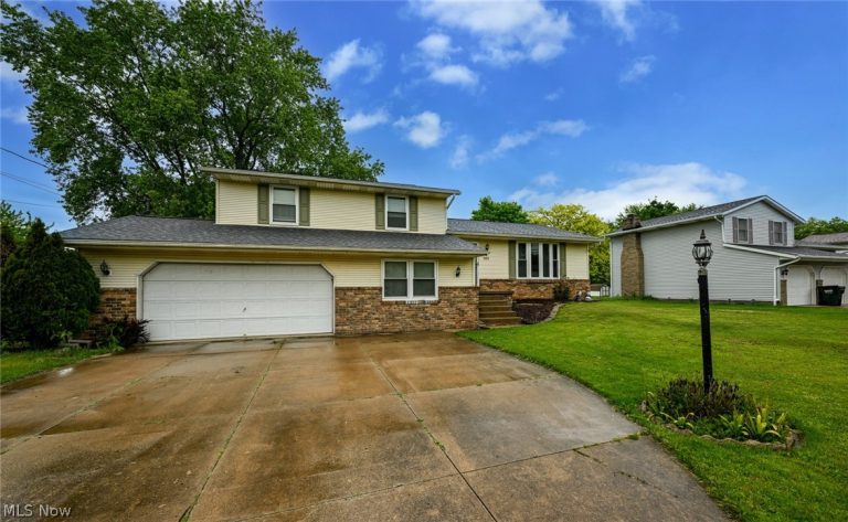 5323 Francesca Street, Louisville, OH - Photo 2