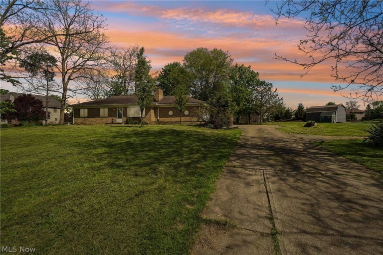 13760 Albion Road, Strongsville, OH - Photo 3