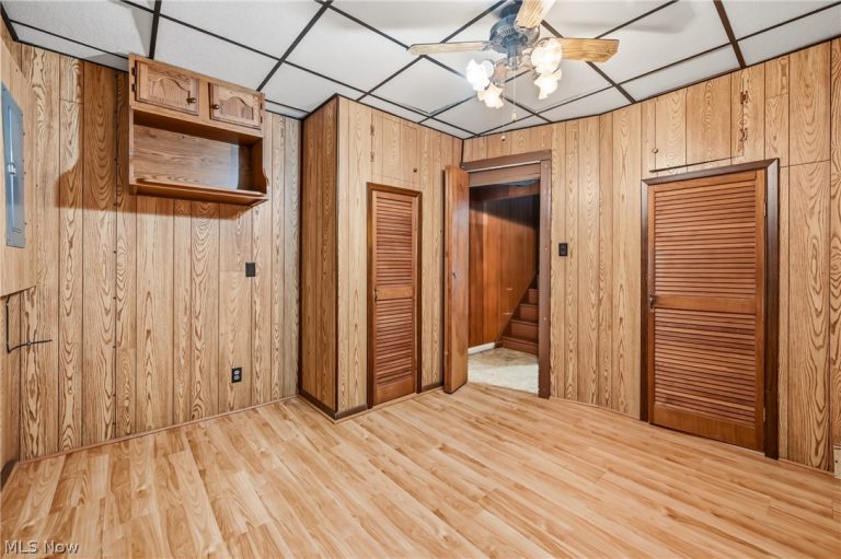 3961 Main Street, Hubbard, OH - Photo 8