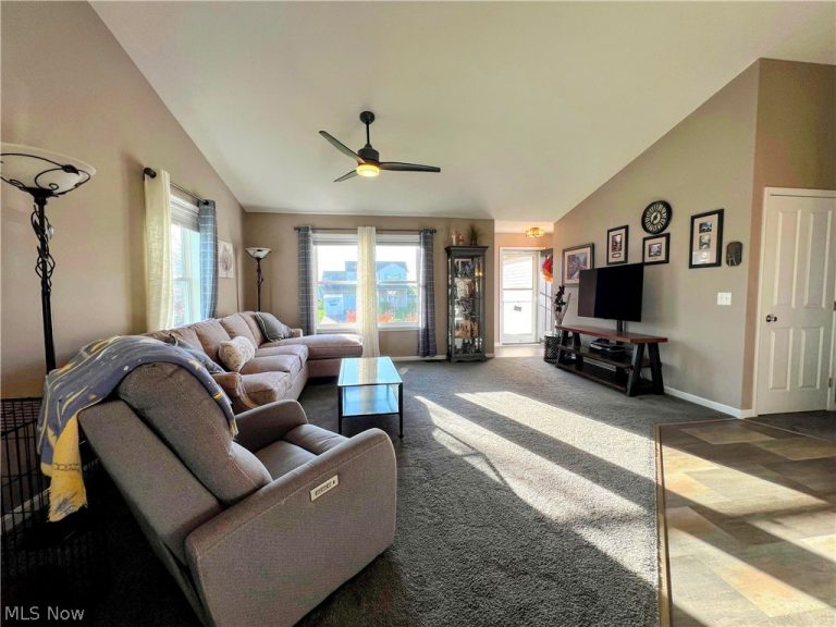 2918 Standish Avenue, Canton, OH - Photo 6