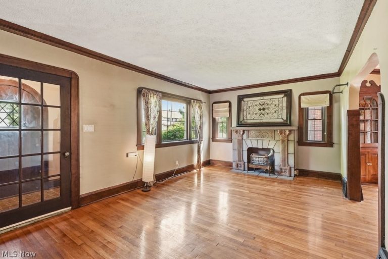17513 Laverne Avenue, Cleveland, OH - Photo 4