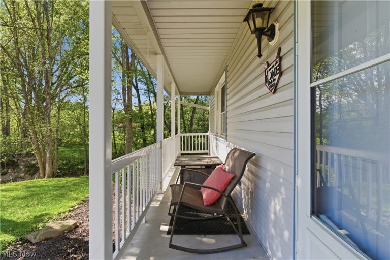 313 Glenview Avenue, Dover, OH - Photo 6