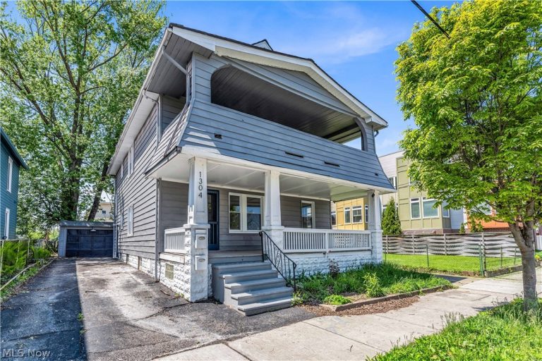 1304 W 73rd Street, Cleveland, OH, 44102