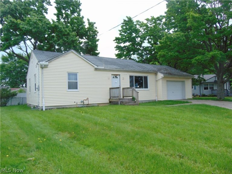 675 305th Street, Willowick, OH, 44095
