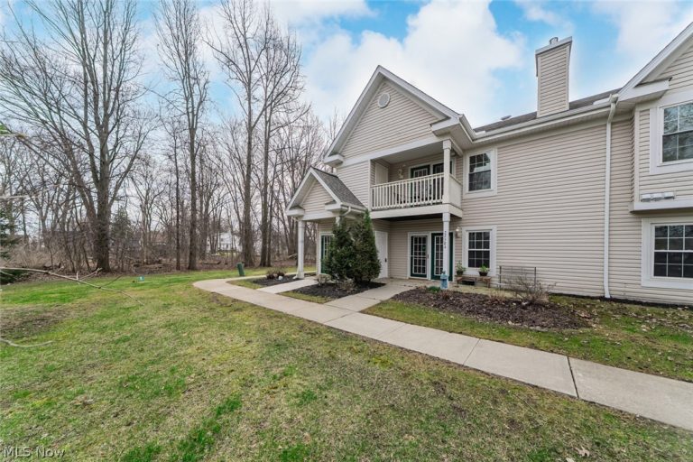 22586 Lenox Drive, Fairview Park, OH, 44126