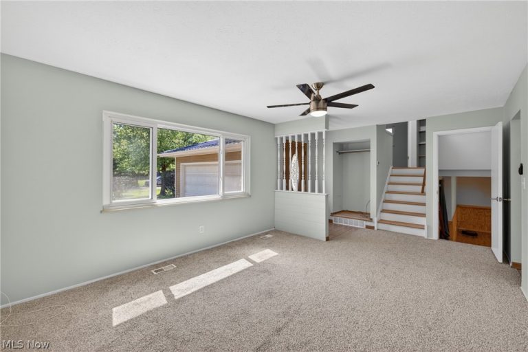 6588 Glenallen Avenue, Solon, OH - Photo 6