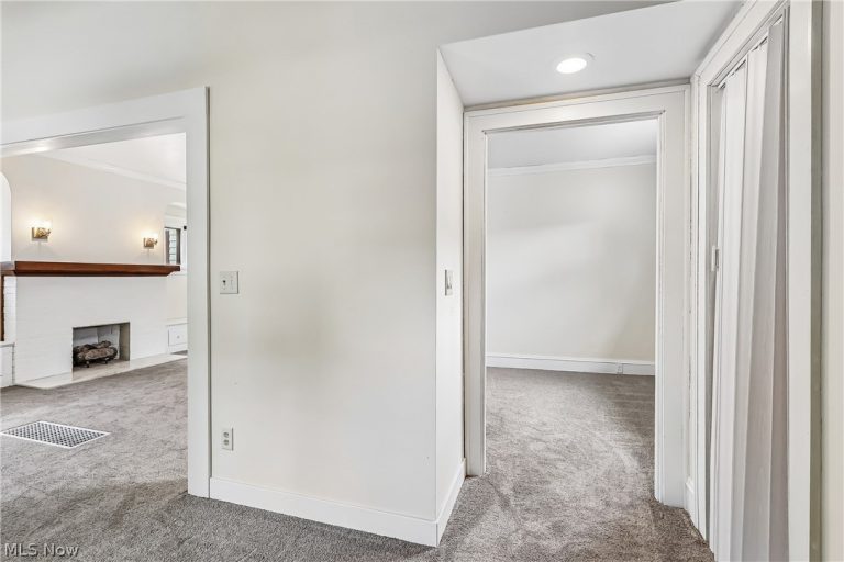 2033 Tate Avenue, Cleveland, OH - Photo 4