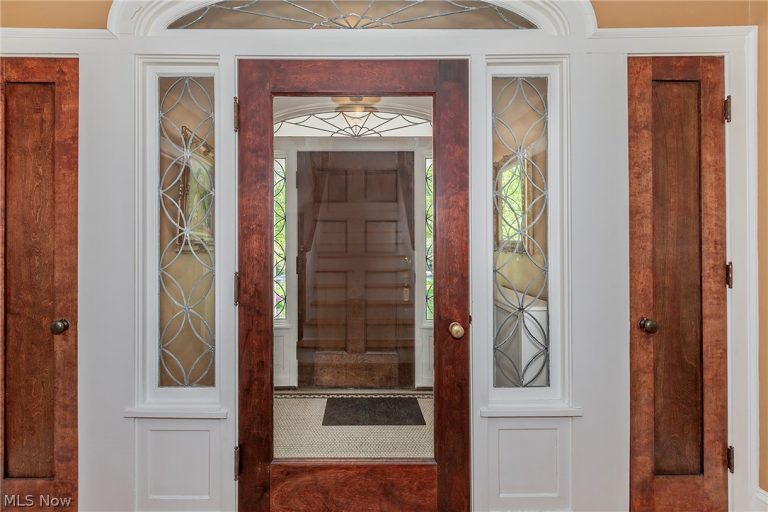 2750 Leighton Road, Shaker Heights, OH - Photo 4