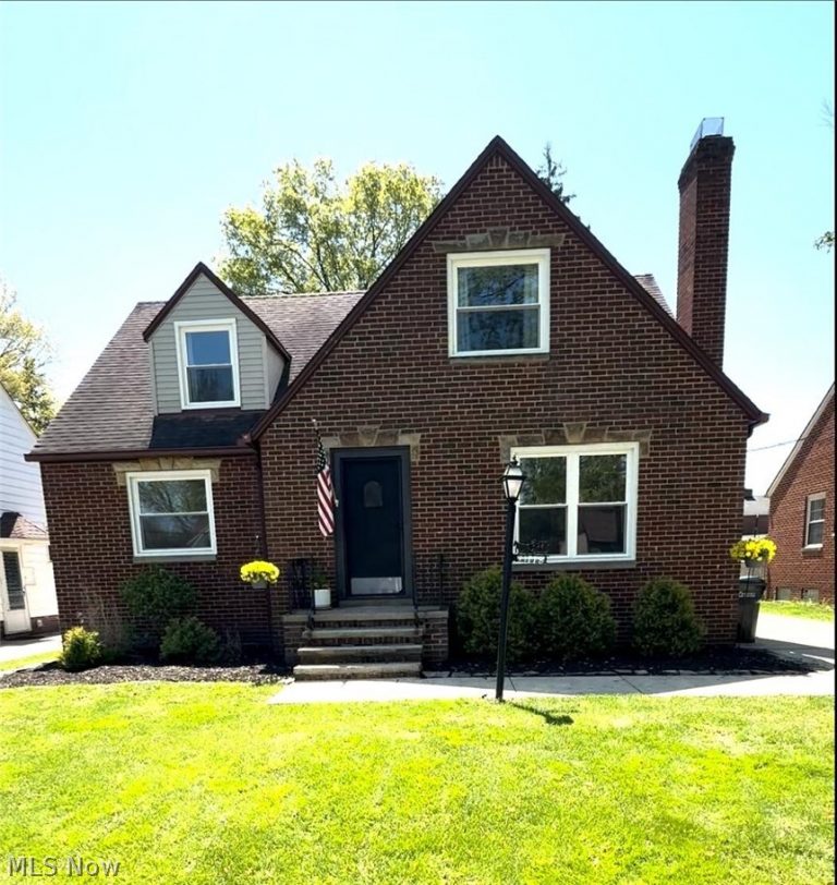 21779 Eaton Road, Fairview Park, OH, 44126