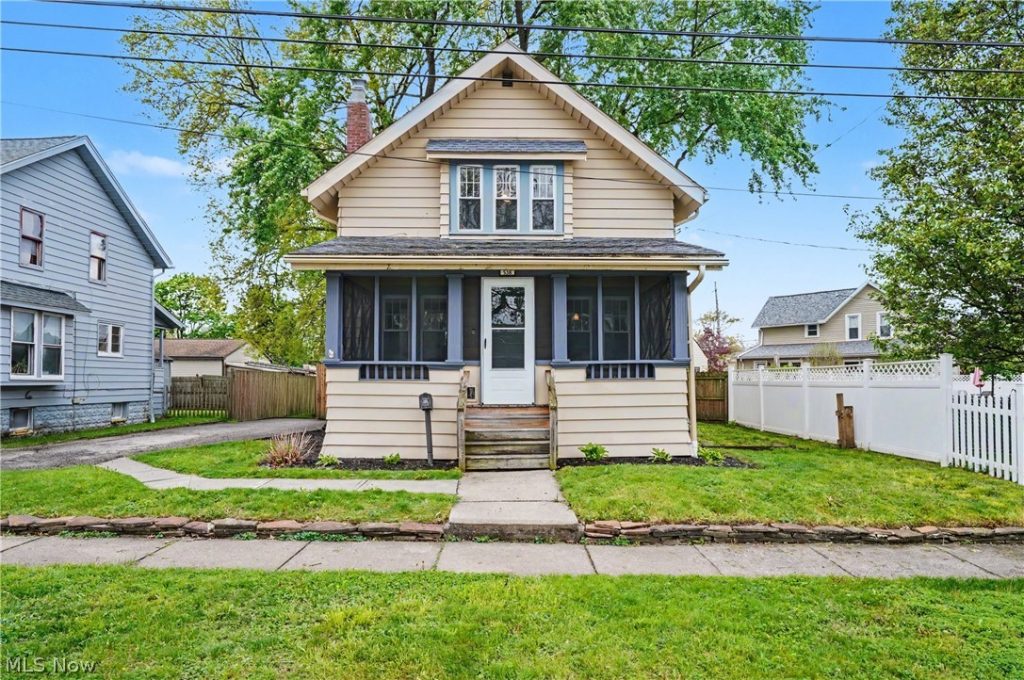 538 Stow Avenue, Cuyahoga Falls, OH