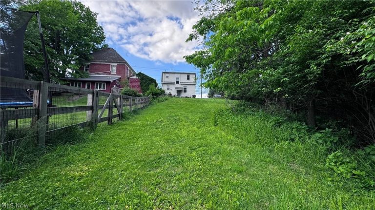 358 Locust Street, Wilmington, OH - Photo 8