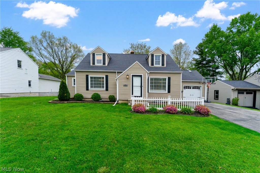 158 Callahan Road, Canfield, OH