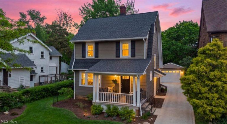 2583 Canterbury Road, Cleveland Heights, OH - Photo 2