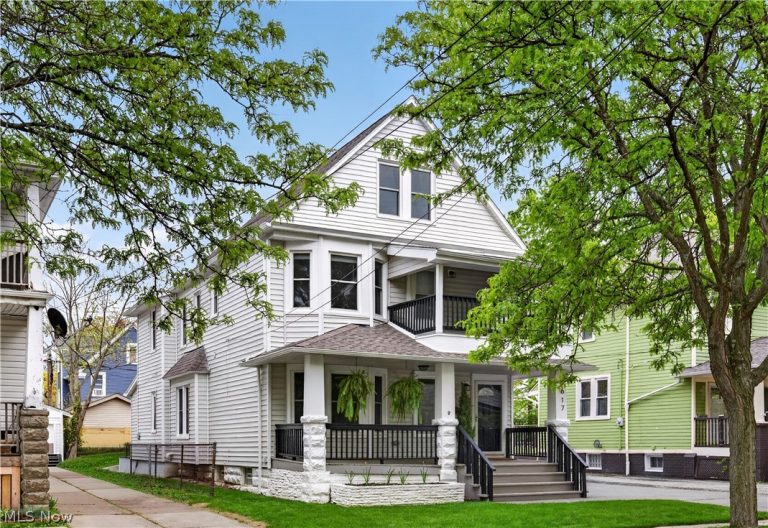 1617 Larchmont Avenue, Lakewood, OH, 44107